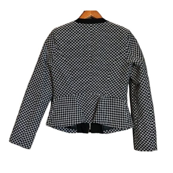 Calvin Klein black & white zip up blazer/ coat - Picture 9 of 9